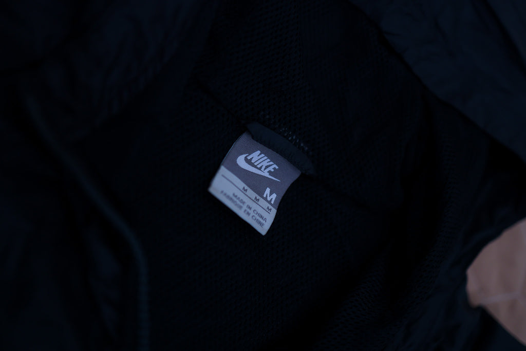 NIKE Vintage Windbreaker / Track Jacket