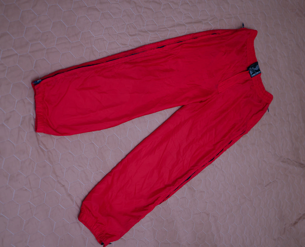 THE WILD SPORTS  Track pants or athletic pants