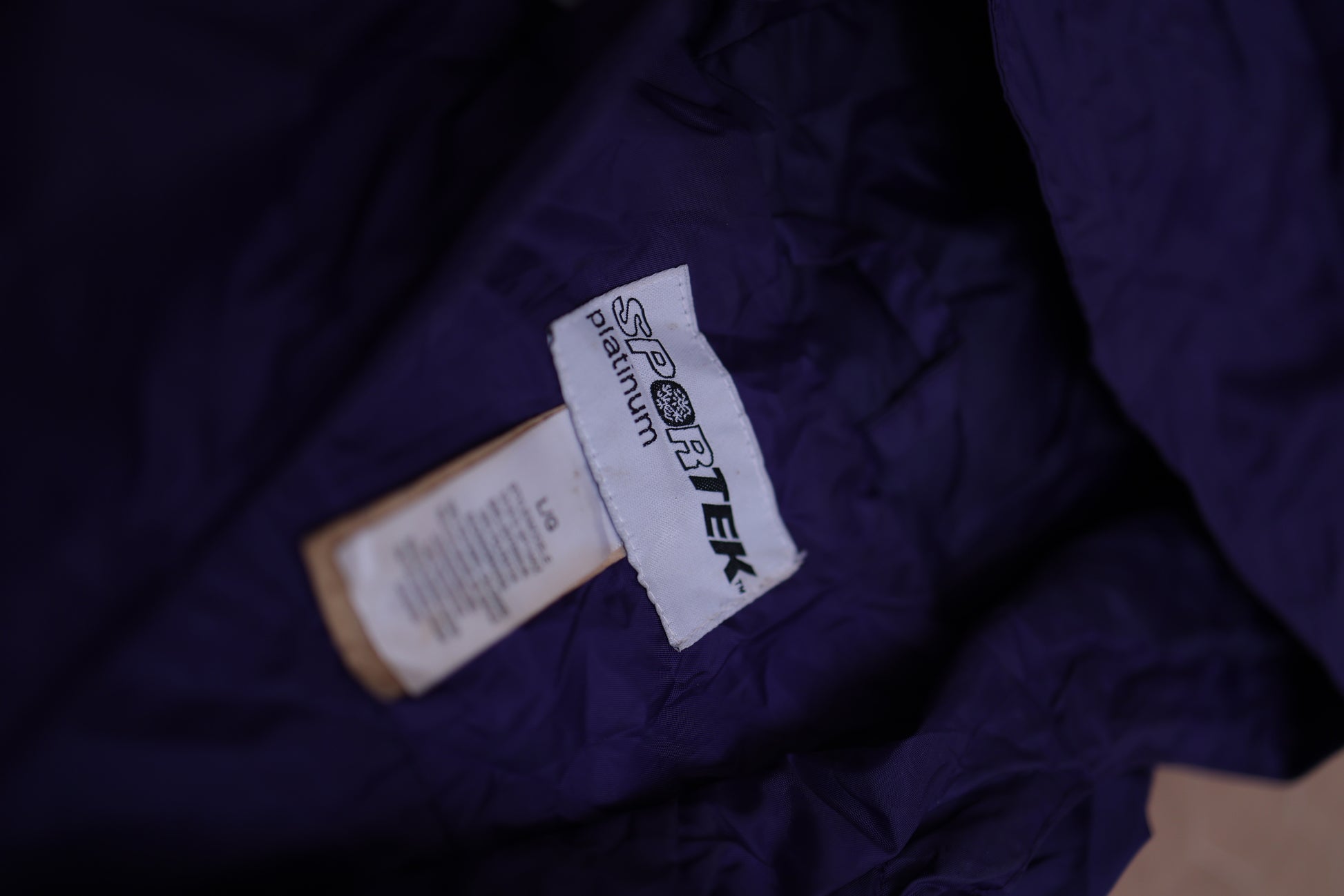 Sportek Platinum Lightweight Purple Windbreaker Jacket – Size L